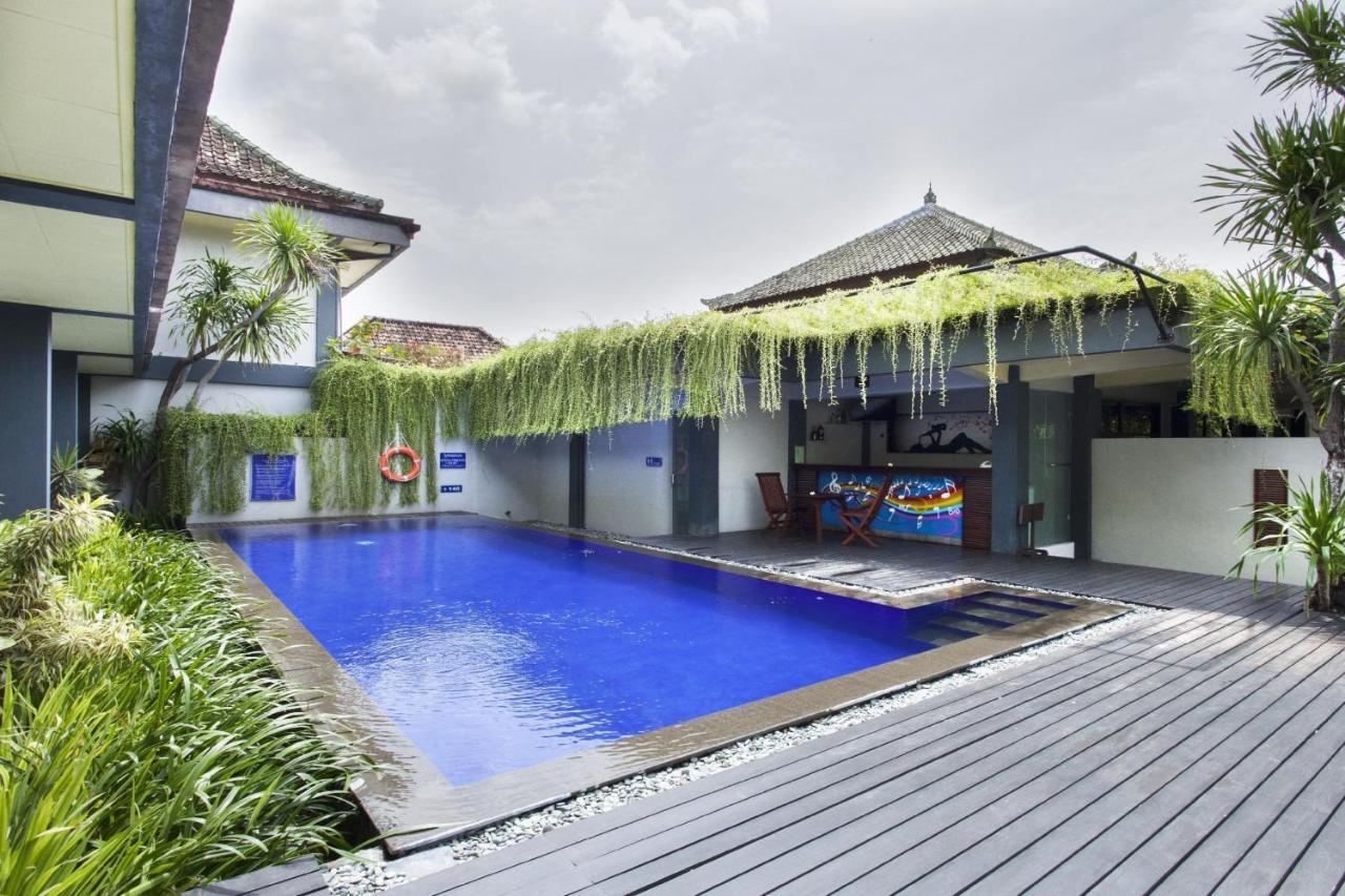 The Yani Hotel Bali Pesanggaran Luaran gambar