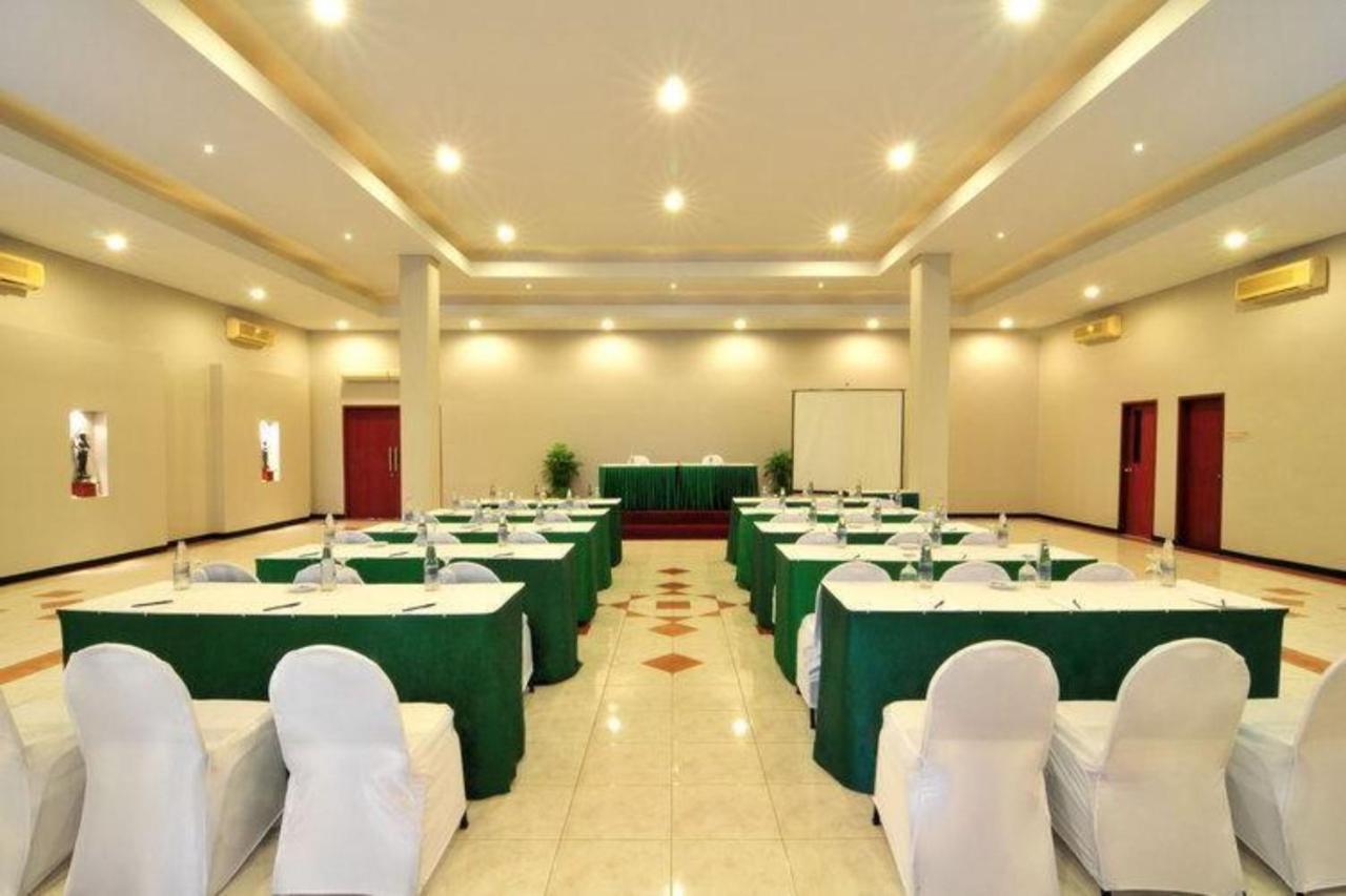 The Yani Hotel Bali Pesanggaran Luaran gambar