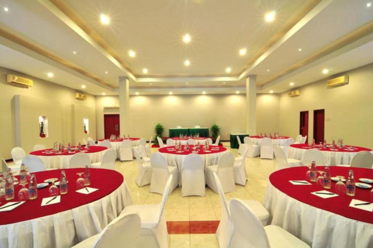 The Yani Hotel Bali Pesanggaran Luaran gambar
