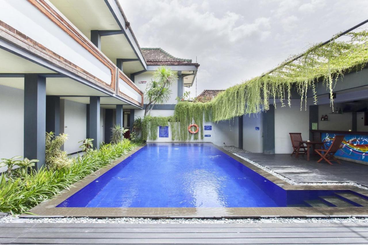 The Yani Hotel Bali Pesanggaran Luaran gambar