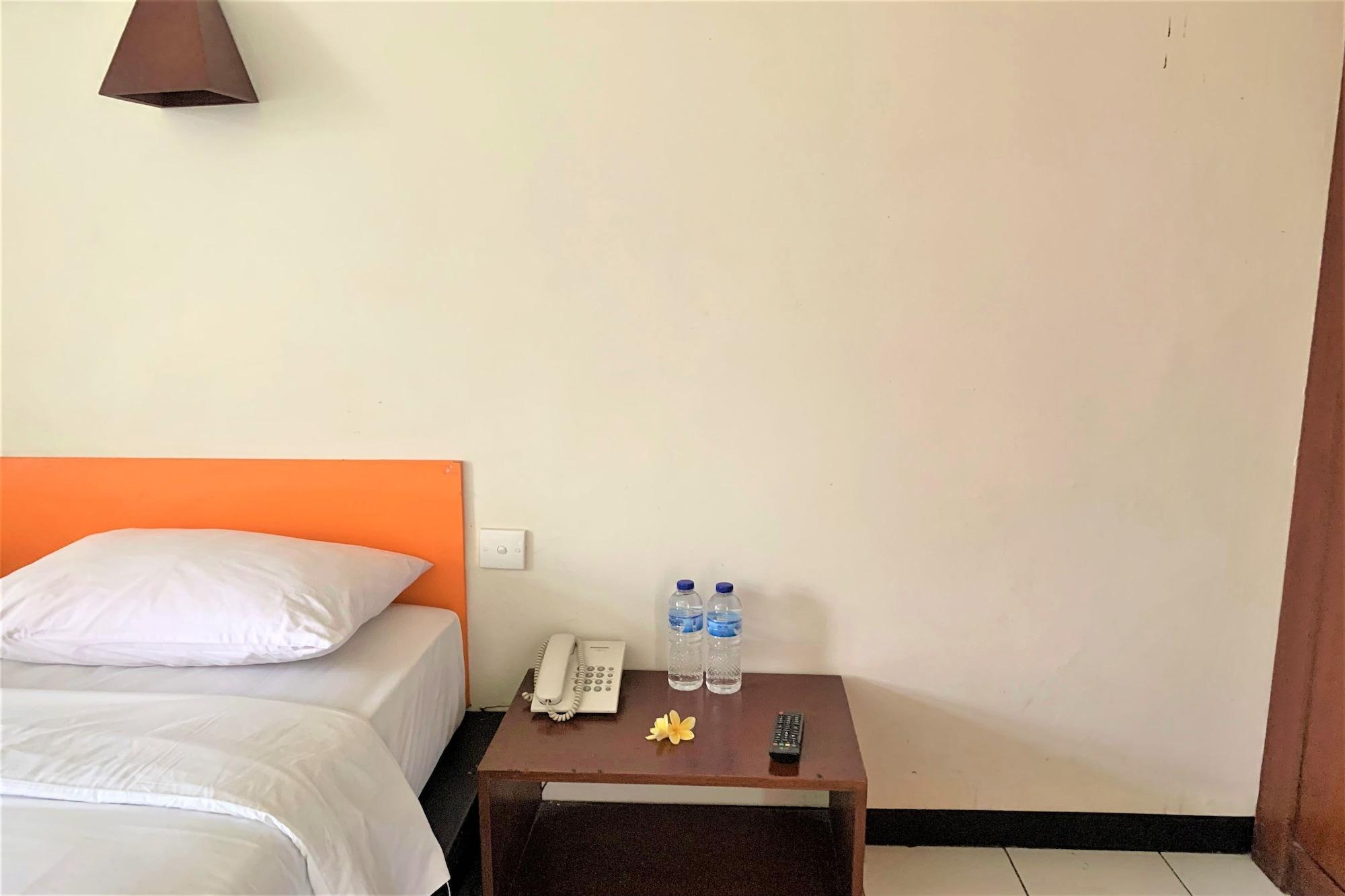The Yani Hotel Bali Pesanggaran Luaran gambar