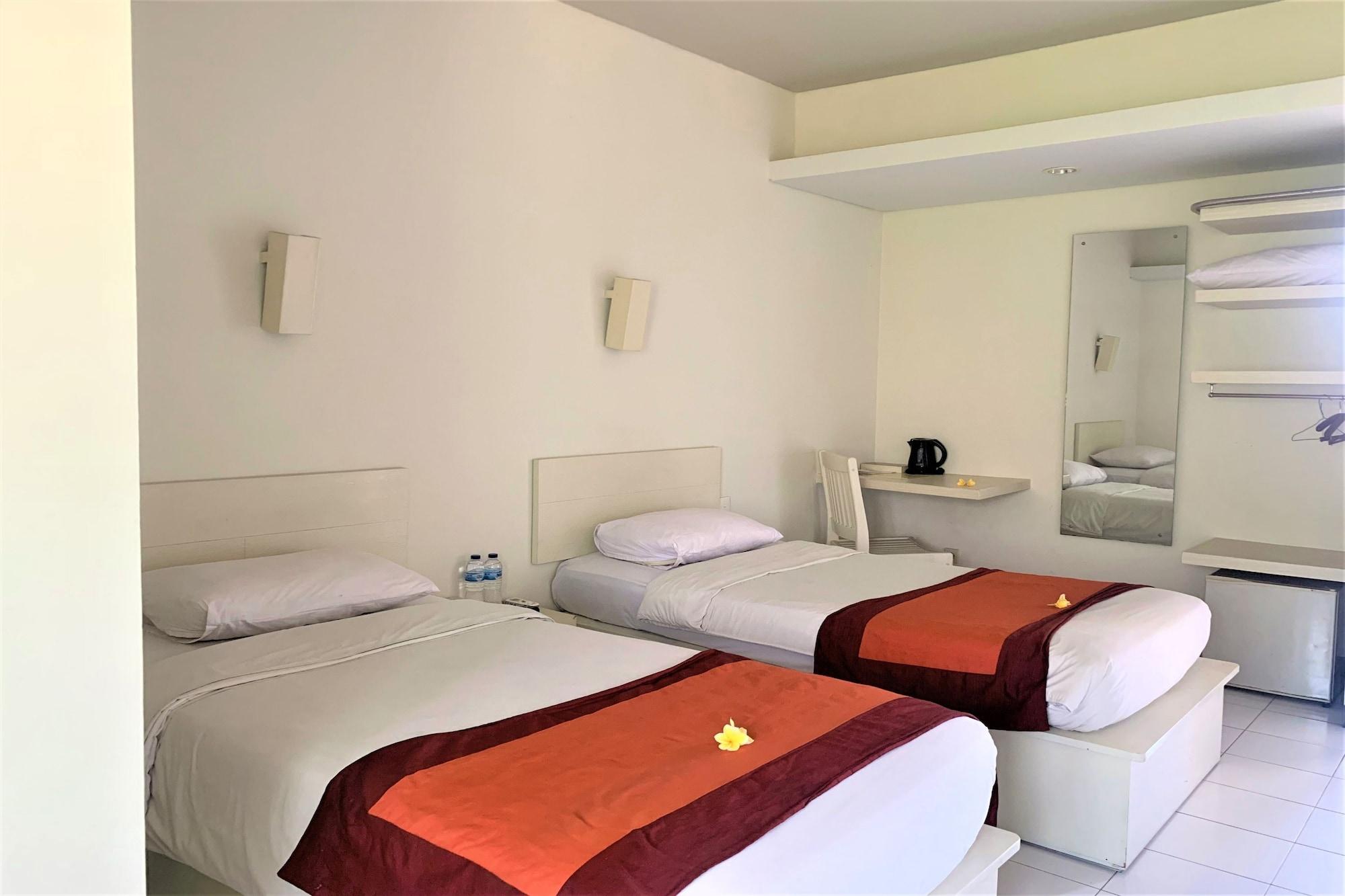 The Yani Hotel Bali Pesanggaran Luaran gambar