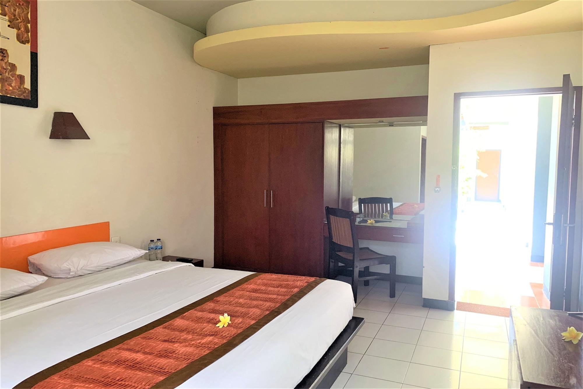The Yani Hotel Bali Pesanggaran Luaran gambar