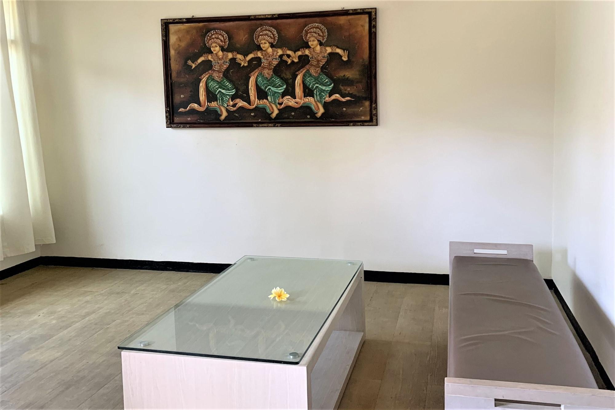 The Yani Hotel Bali Pesanggaran Luaran gambar