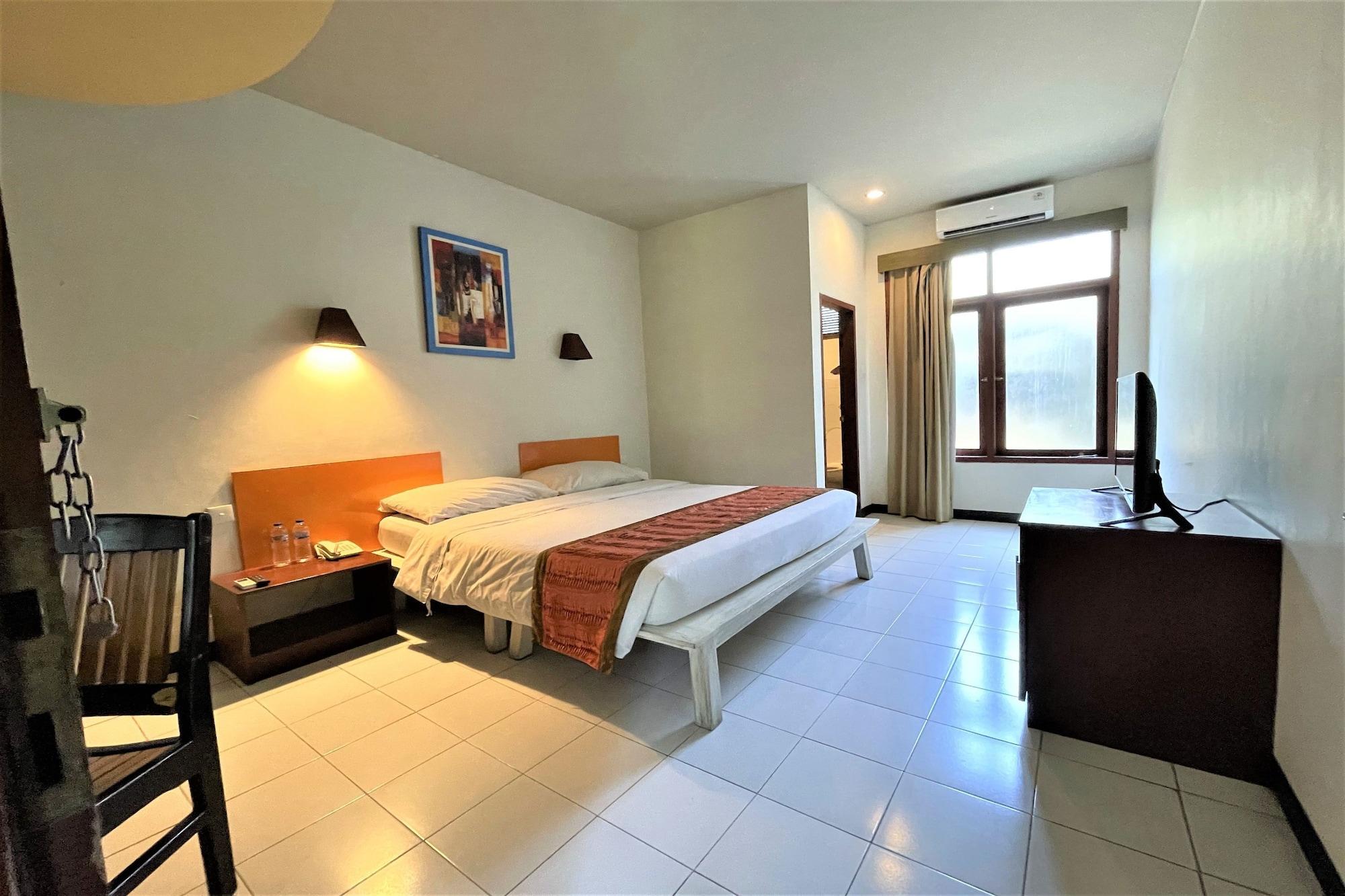 The Yani Hotel Bali Pesanggaran Luaran gambar