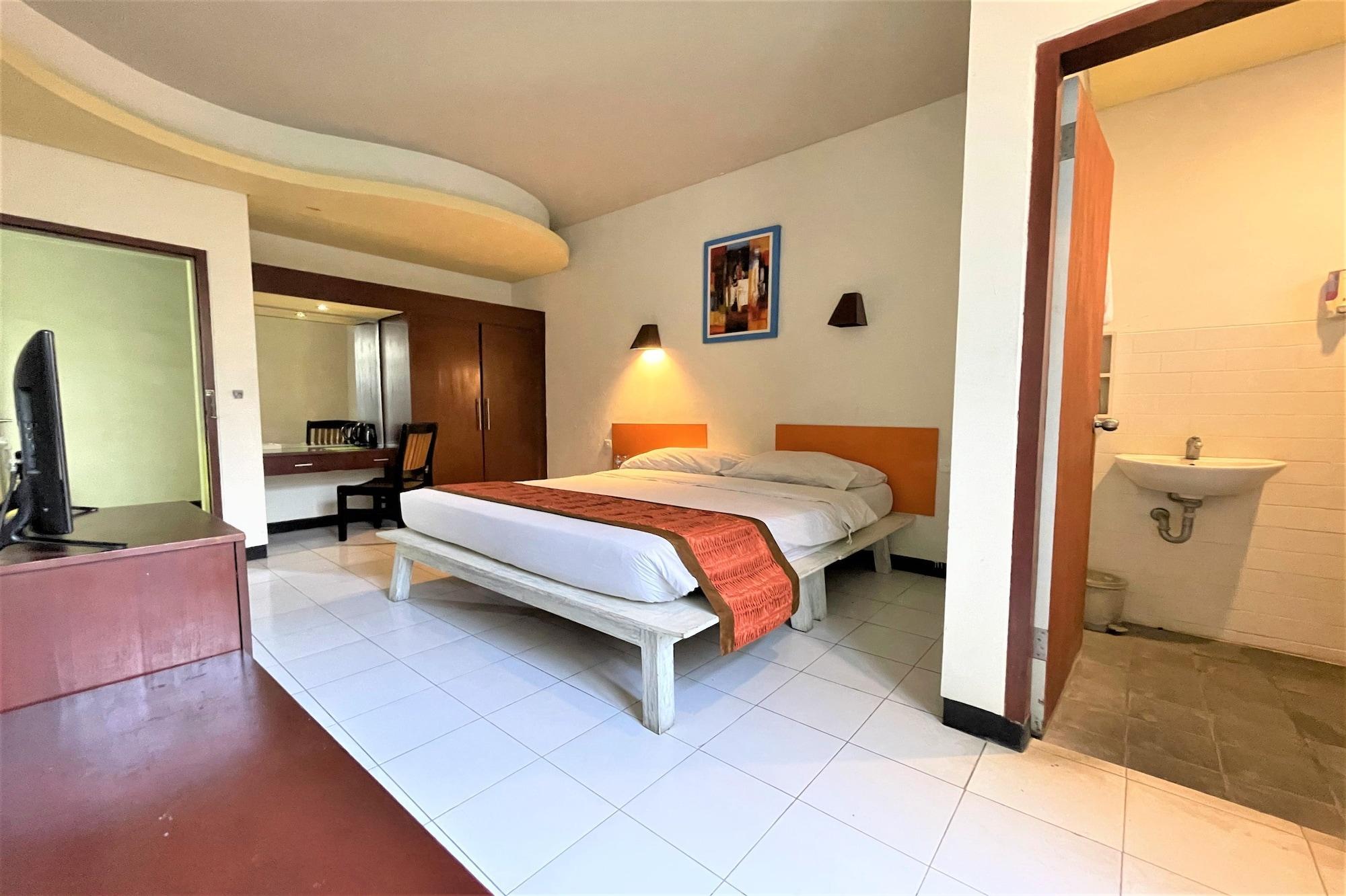 The Yani Hotel Bali Pesanggaran Luaran gambar